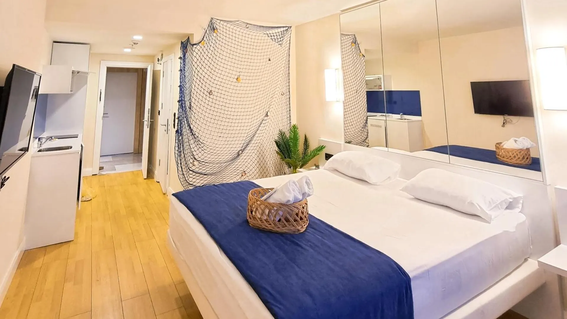 Batumi Luxury Apartments 0*,  Georgia