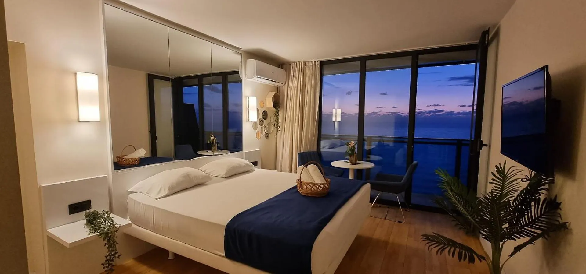 Batumi Luxury Apartments Aparthotel