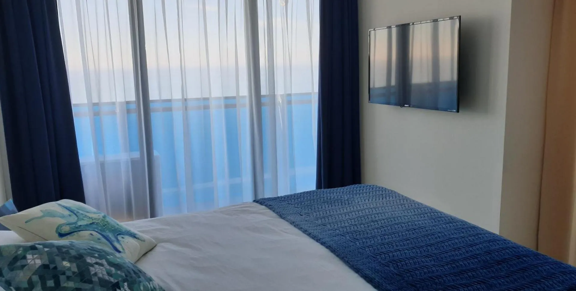 Batumi Luxury Apartments Aparthotel